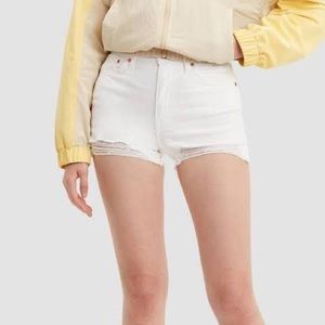 NWT Levi’s High Rise Distressed White Denim Shorts